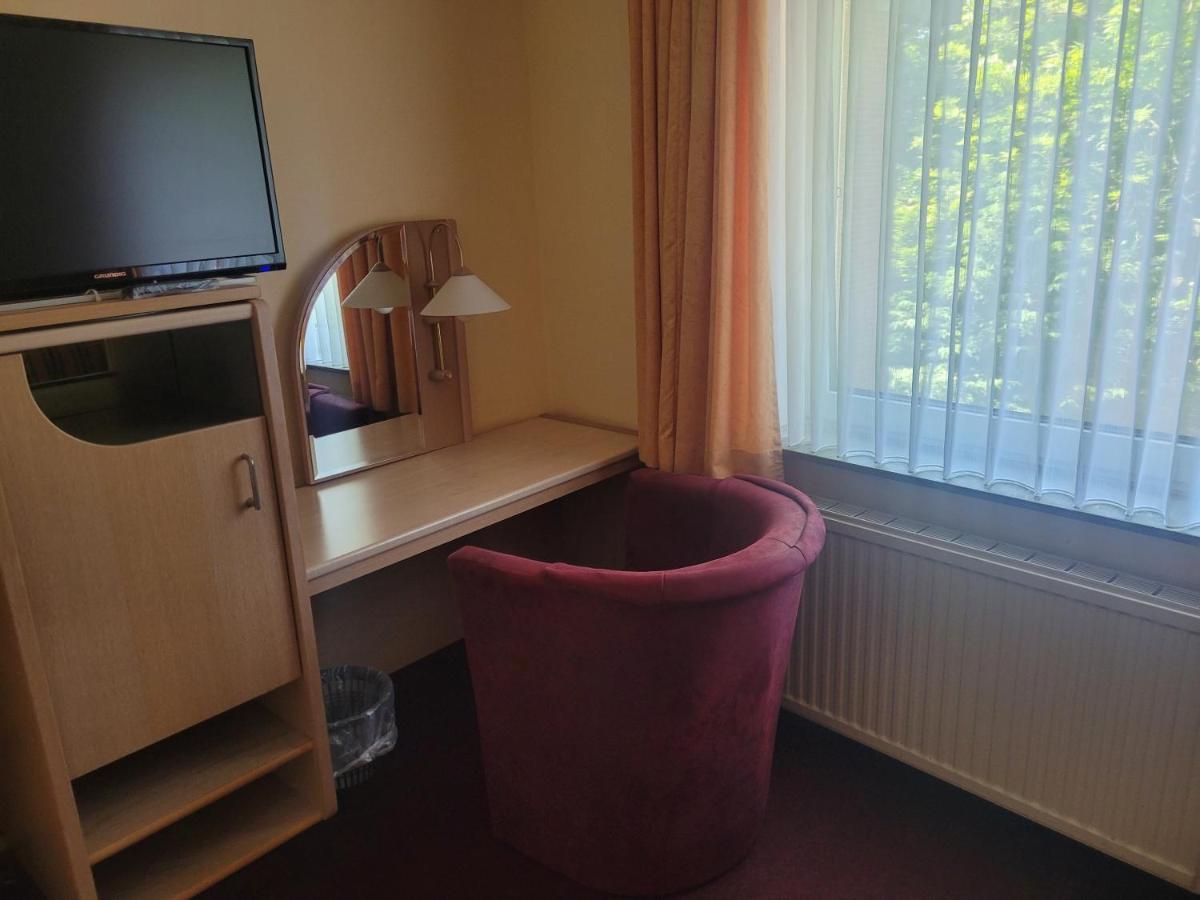 Ems-Hotel Emden Ngoại thất bức ảnh