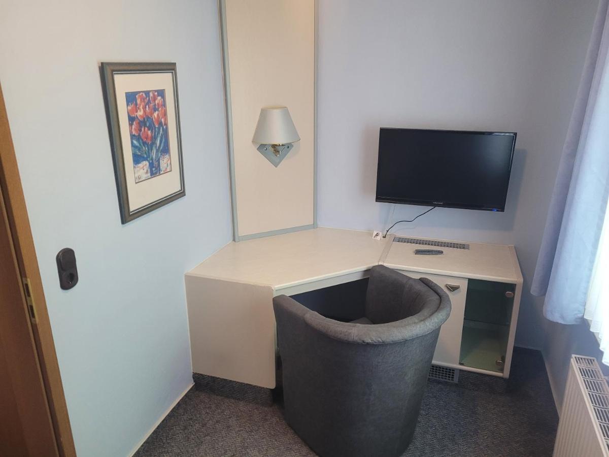 Ems-Hotel Emden Ngoại thất bức ảnh