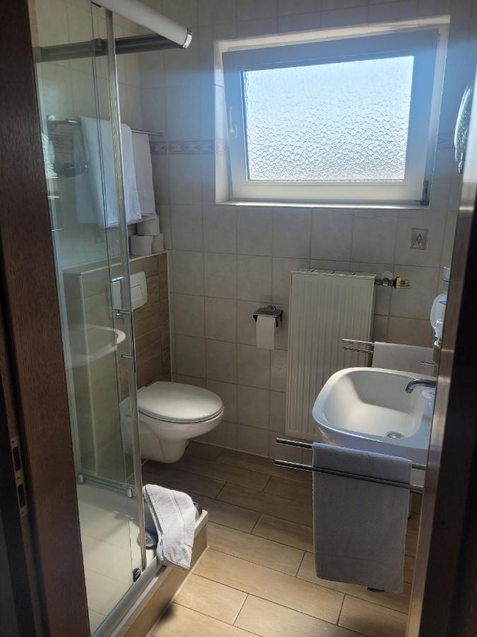 Ems-Hotel Emden Ngoại thất bức ảnh