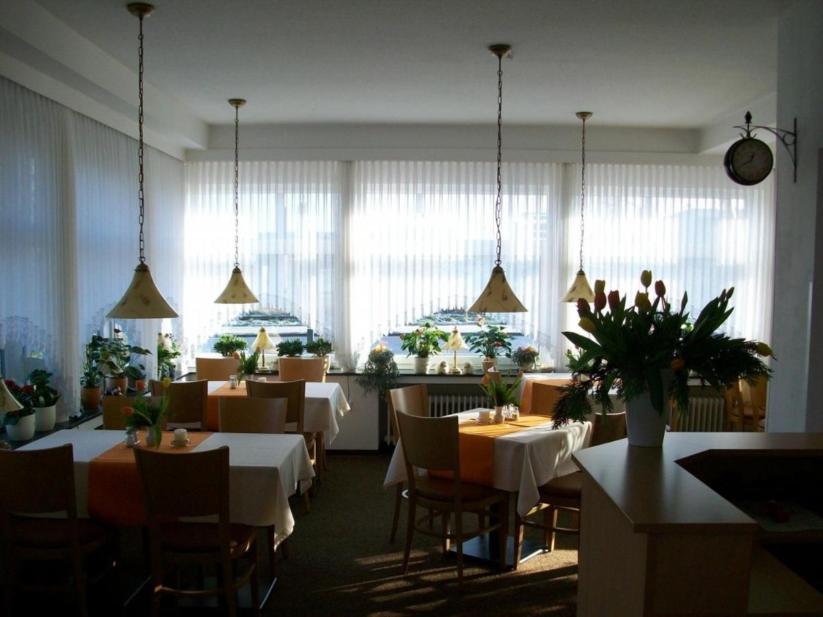 Ems-Hotel Emden Ngoại thất bức ảnh